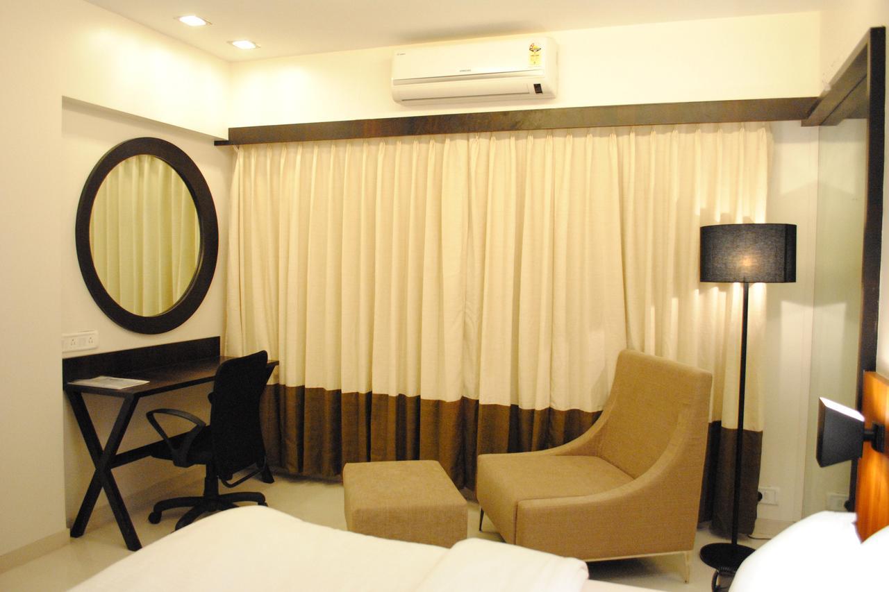 Hotel Landmark Ratnāgiri 외부 사진