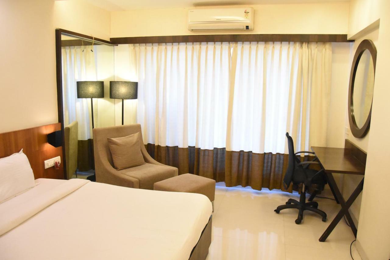 Hotel Landmark Ratnāgiri 외부 사진